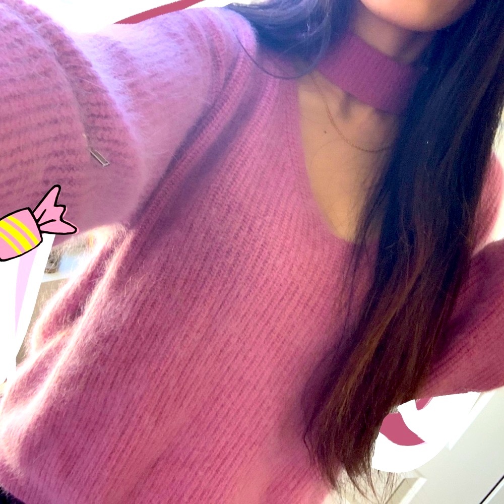 Oversized Keyhole Fuzzy Sweater Pink